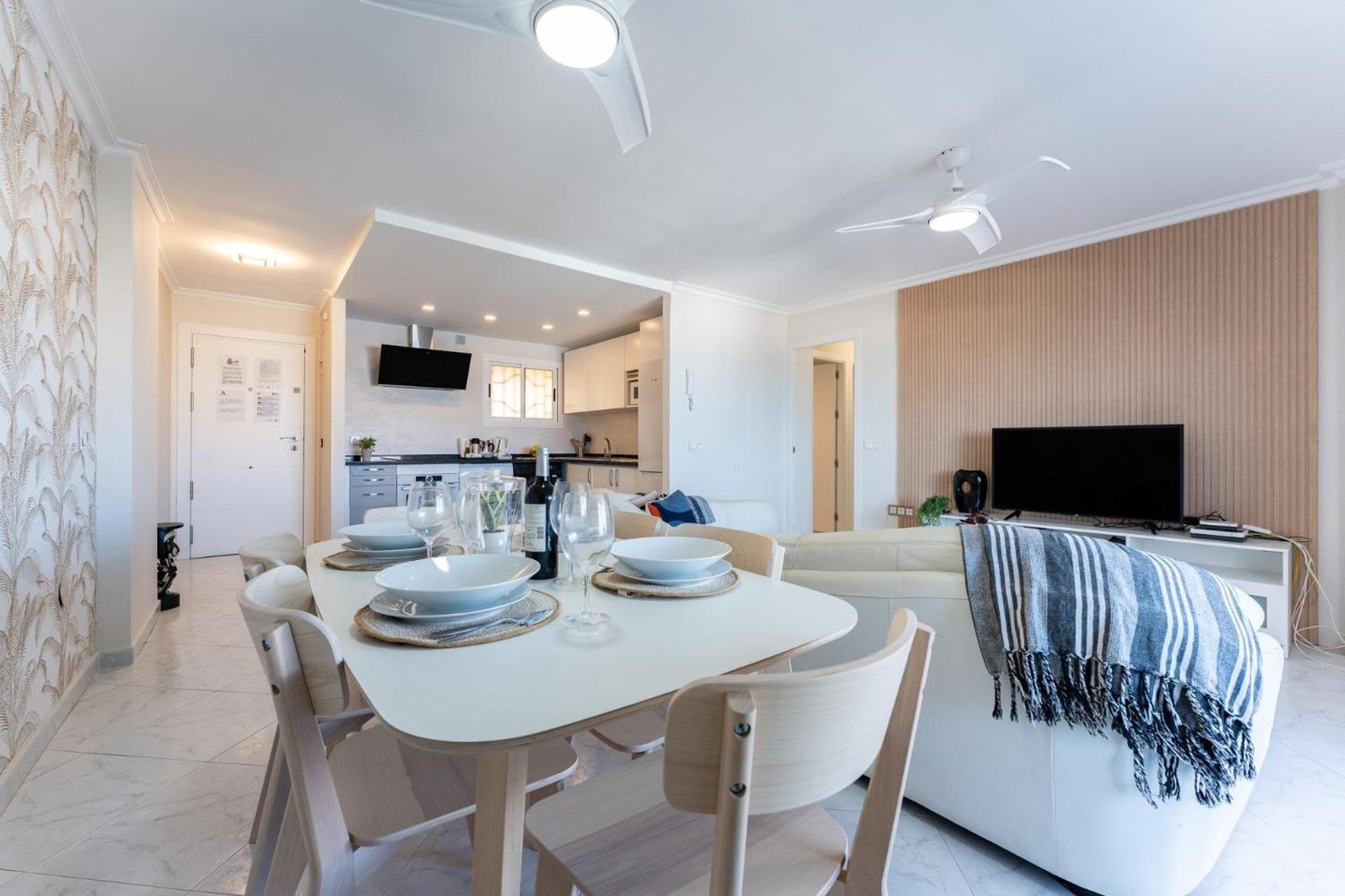 Malagasuite Seaview Babilonia ตอร์เรโมลิโนส ภายนอก รูปภาพ